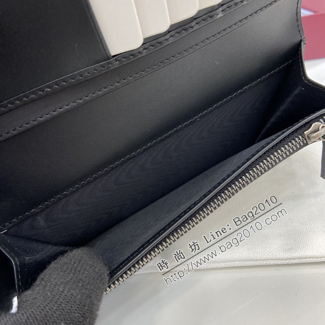 Gucci專櫃古馳最新款Emblem系列經典圖案錢包男士長錢夾 jh2701型號：821213